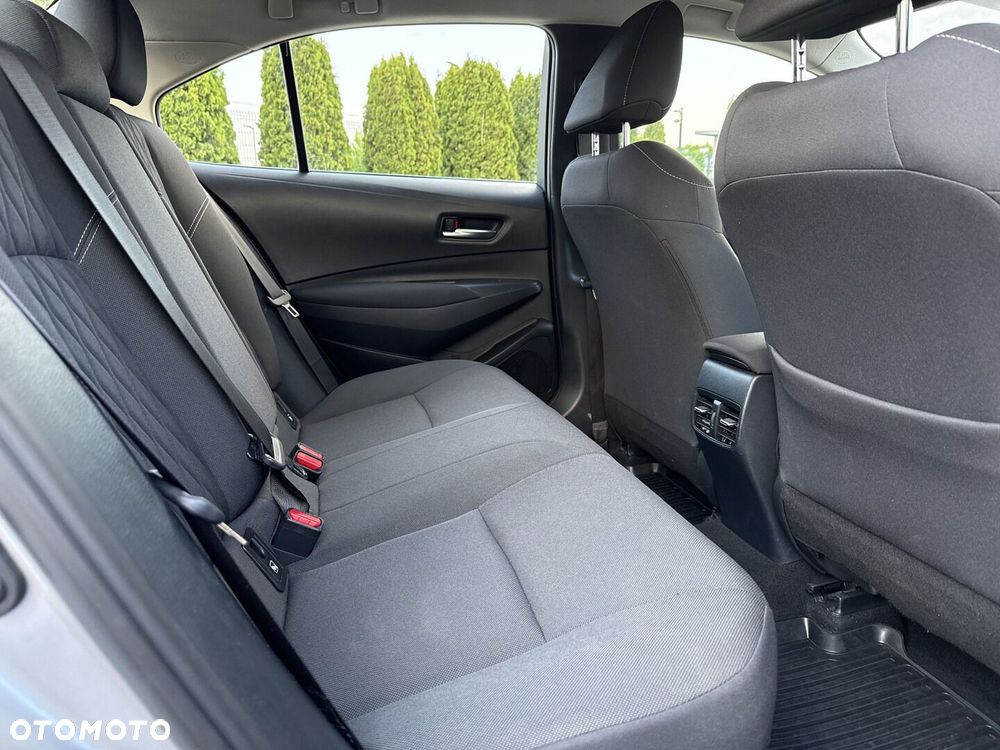 Toyota Corolla 1.8 Hybrid Comfort - 11