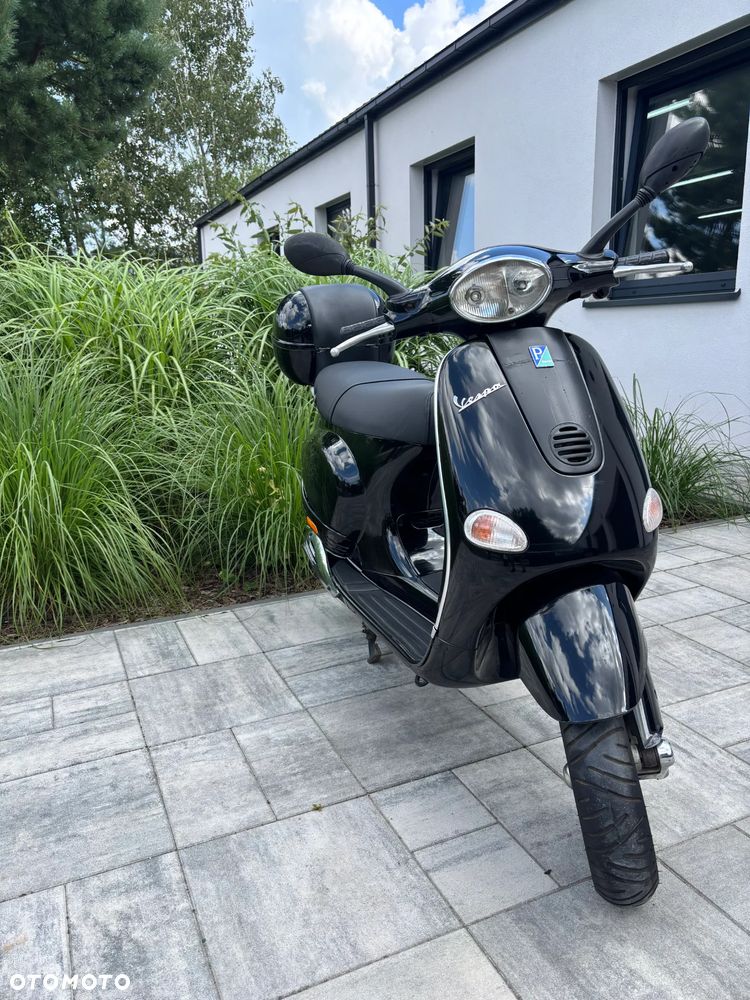Piaggio Vespa - 4