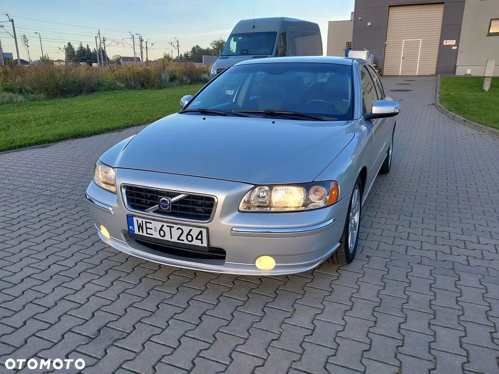 Volvo S60 D5 Summum - 16
