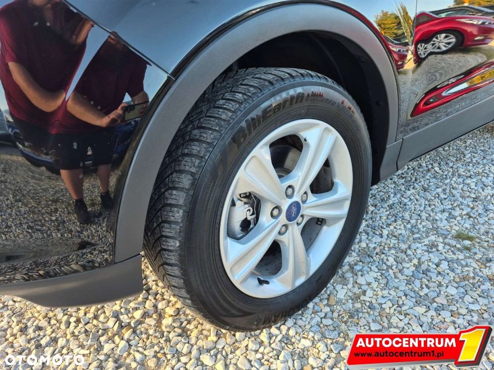 Ford Kuga - 4
