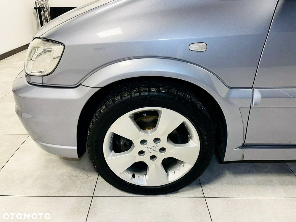 Opel Zafira 1.8 Executive - 11