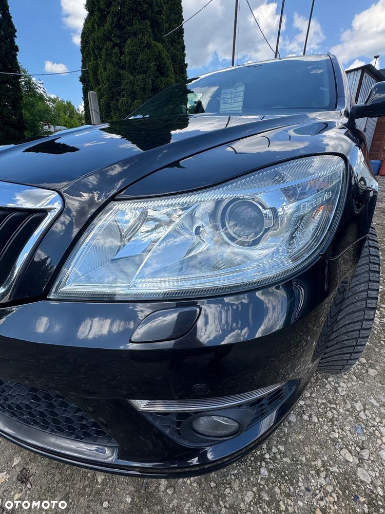 Skoda Octavia 2.0 TDI DPF RS DSG - 2