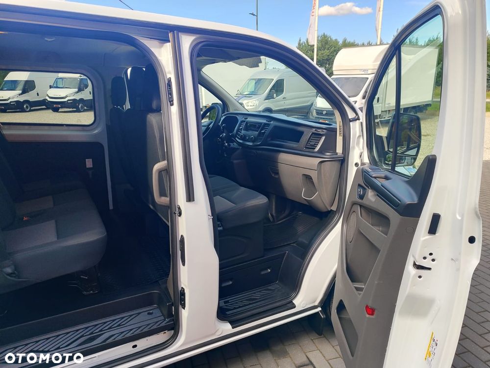 Ford Transit - 11