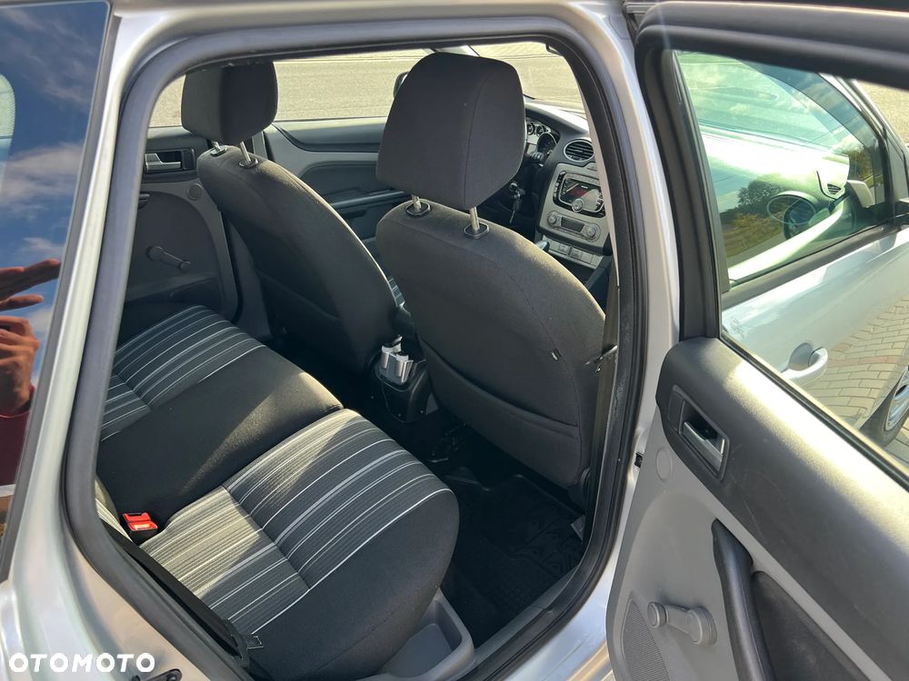 Ford Focus 1.6 Silver X - 11