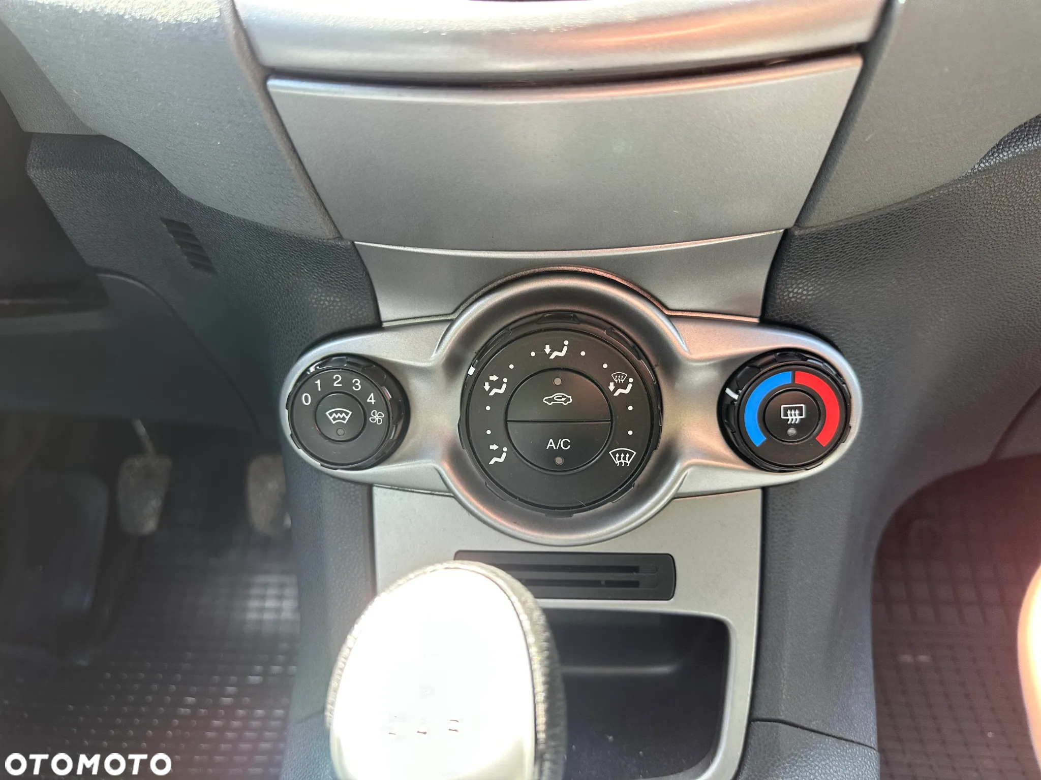 Ford Fiesta 1.25 Ambiente - 20