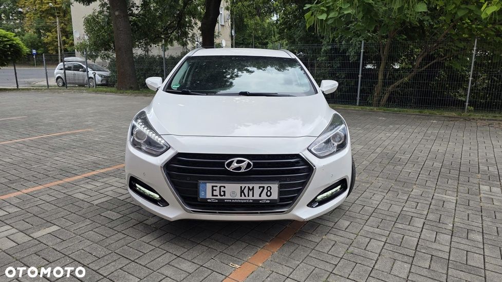Hyundai i40 1.7 CRDi Premium DCT - 2