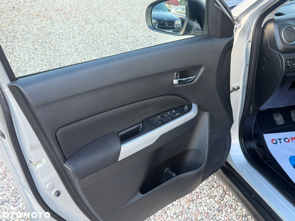 Suzuki Vitara 1.6 DDiS (4x4) Allgrip Comfort+ - 12