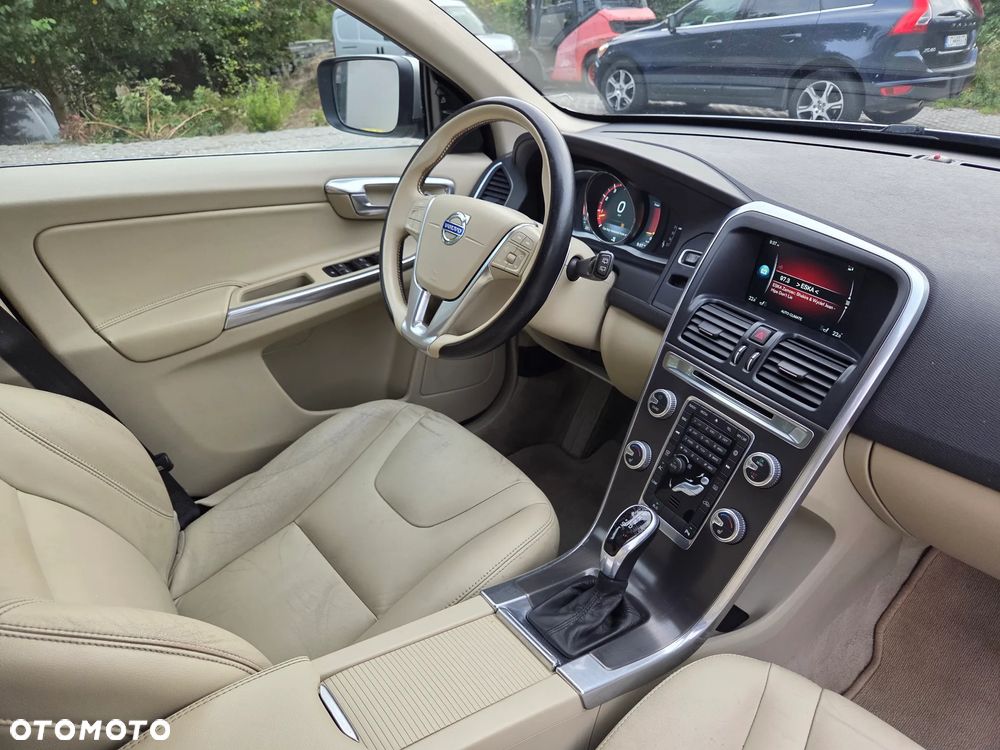 Volvo XC 60 T6 AWD Summum - 10