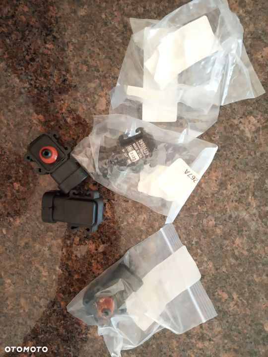 MAP sensor Cadillac ESCALADE srx xlr esv ext sts sls DEVILLE DTS ELDORADO 4.6 5.3 5.7 6.0 6.2 CHEVROLET Trailblazer SSR Monte Carlo lumina Cavalier 2.2 3.4 3.8 4.2 LS1 LS3 LS6 LS7 LS9 LQ4 LY6 benzyna - 2