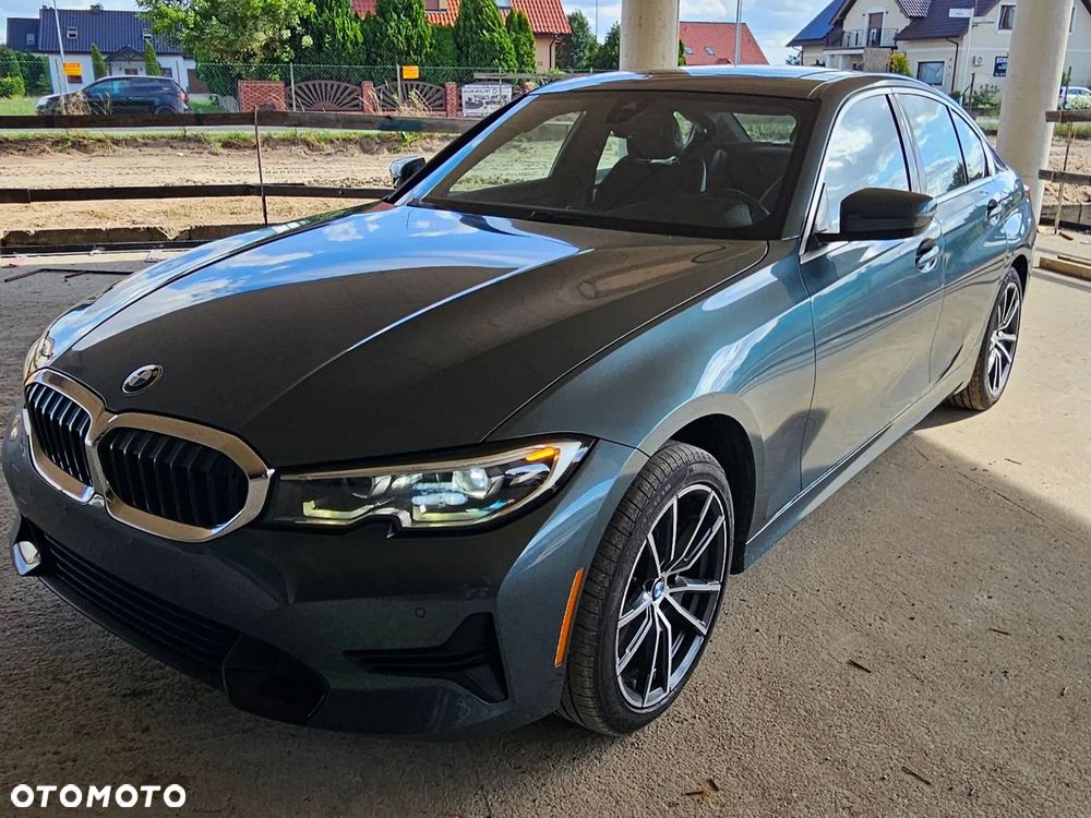 BMW Seria 3 330i Sport Line - 16