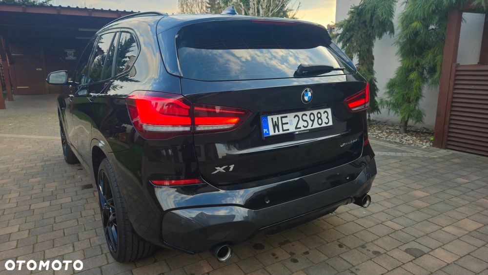BMW X1 xDrive20i M Sport - 13
