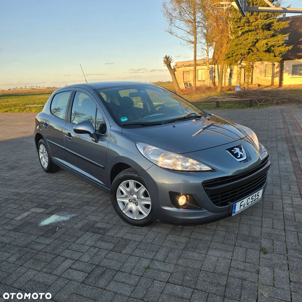 Peugeot 207 75 forever - 2