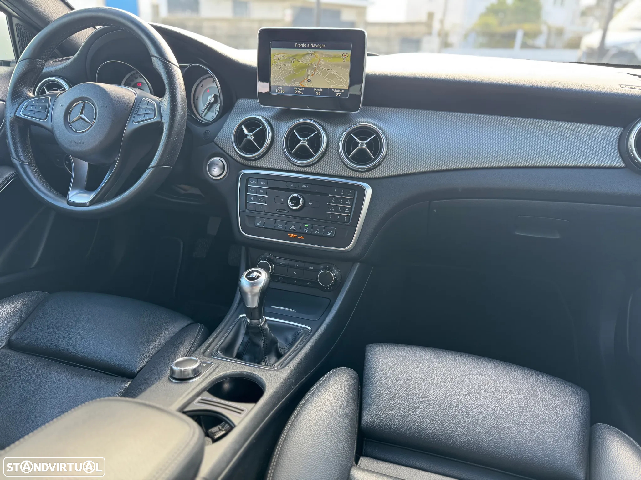 Mercedes-Benz GLA 200 d Activity Edition - 18