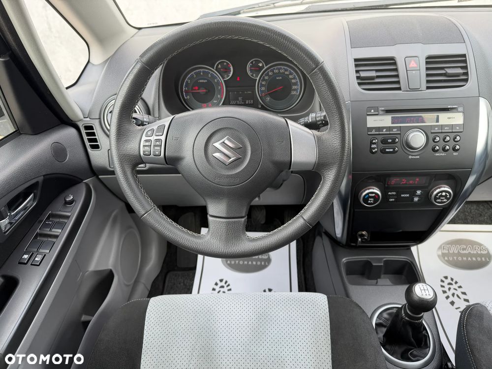 Suzuki SX4 1.6 VVT 4x4 Comfort - 9
