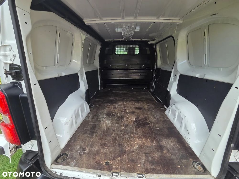 Opel Vivaro - 17