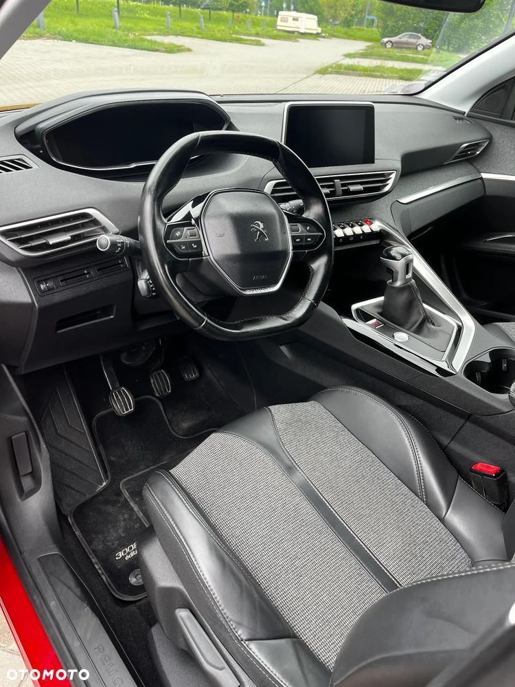 Peugeot 3008 PureTech 130 Stop & Start GPF Allure - 4