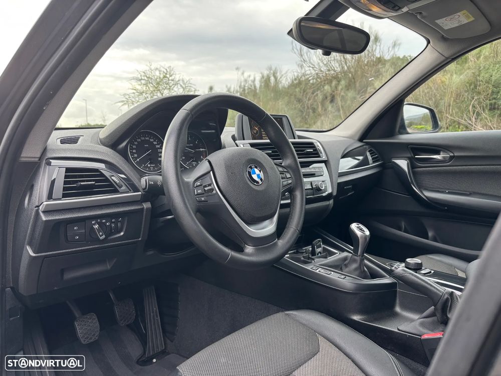 BMW 116 d Line Urban - 11