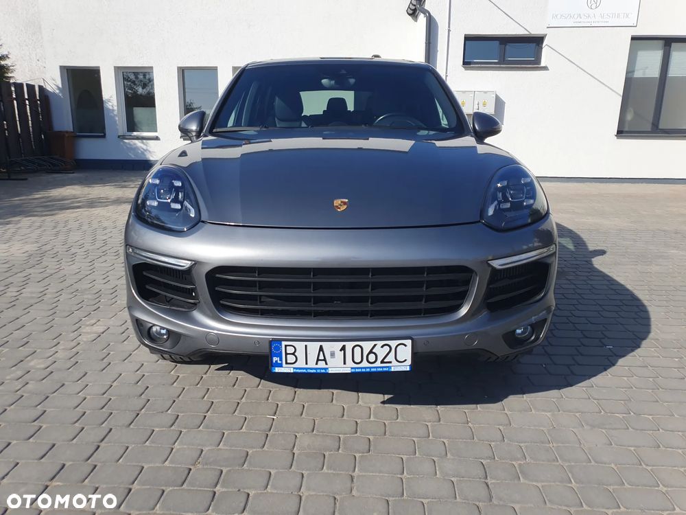 Porsche Cayenne S Tiptronic S - 2