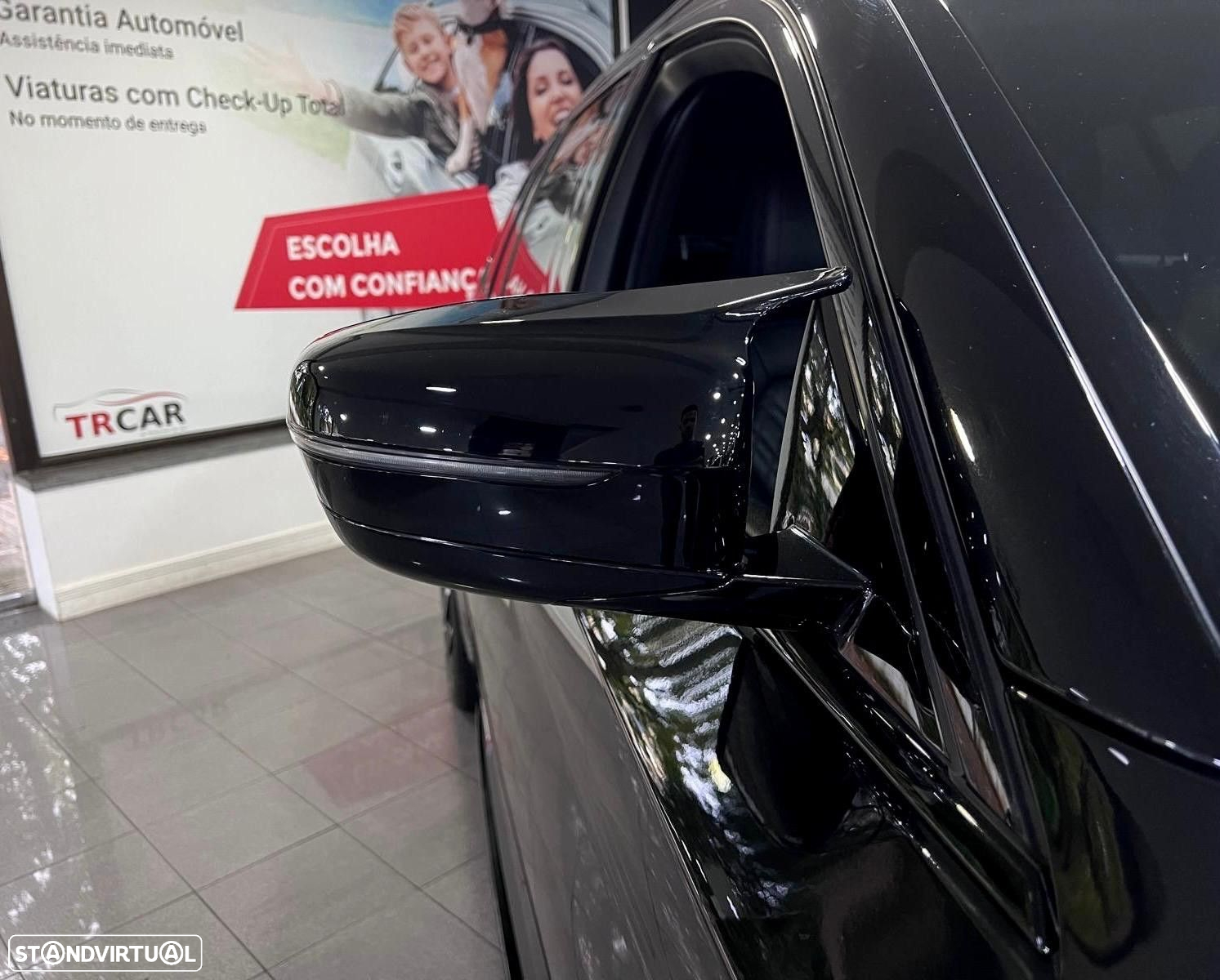 BMW 530 e Pack Desportivo M - 27