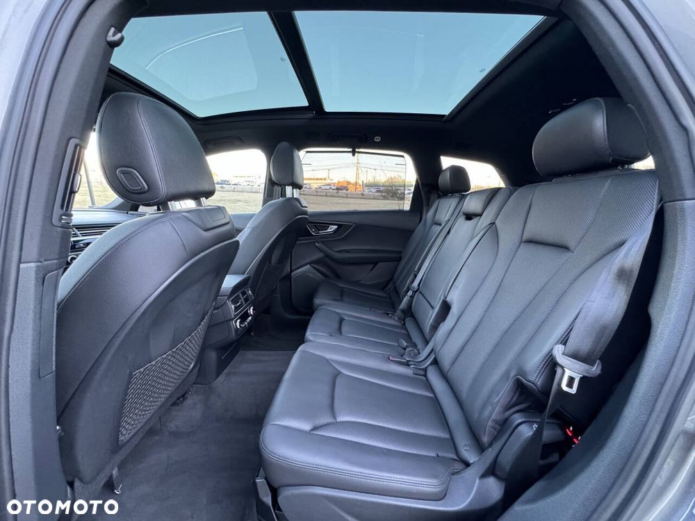 Audi Q7 3.0 TFSI Quattro Tiptr - 30