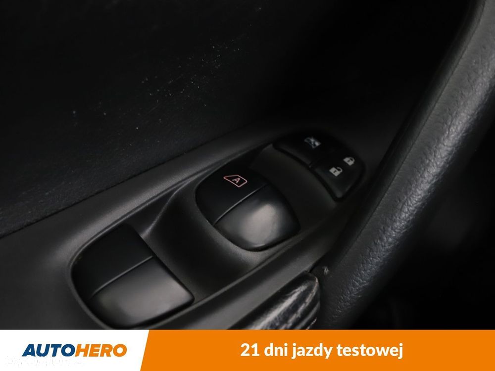 Nissan X-Trail 1.6 DIG-T Visia 2WD - 32