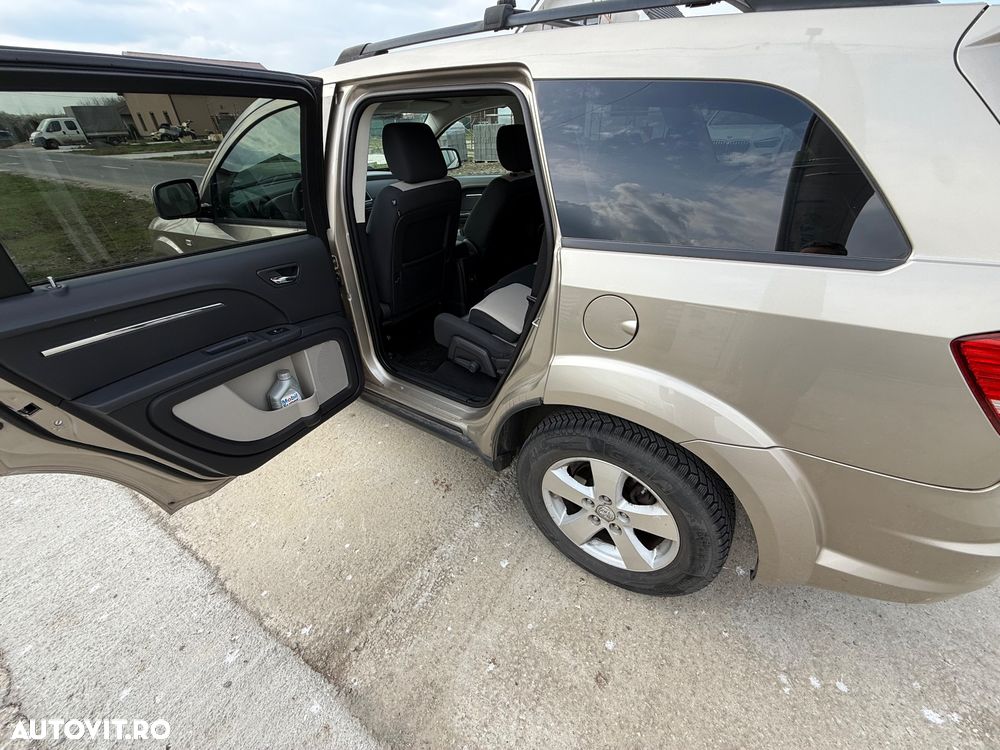 Dodge Journey 2.0L CRD SXT DSG Aut - 6