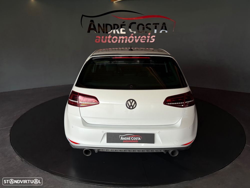 VW Golf 2.0 TSi GTi - 6
