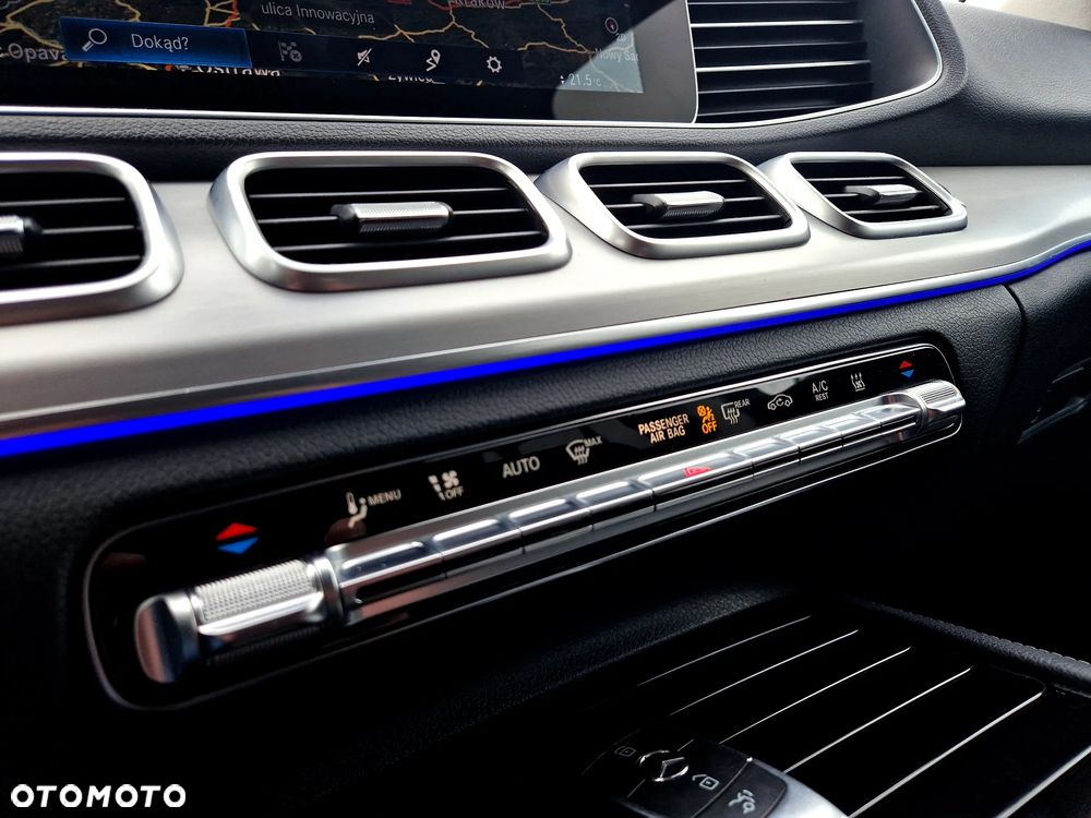 Mercedes-Benz GLE - 24