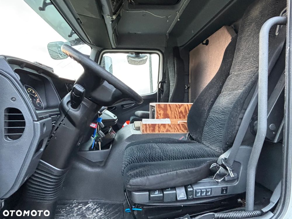Mercedes-Benz ATEGO 1524  EURO 6 (1527, 1530) kontener z windą , kabina przeedłużana  z łóżkiem składanym - 16