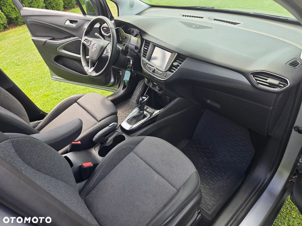 Opel Crossland X - 19
