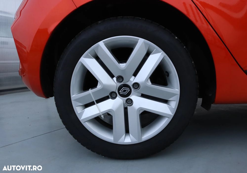 Renault Clio - 5