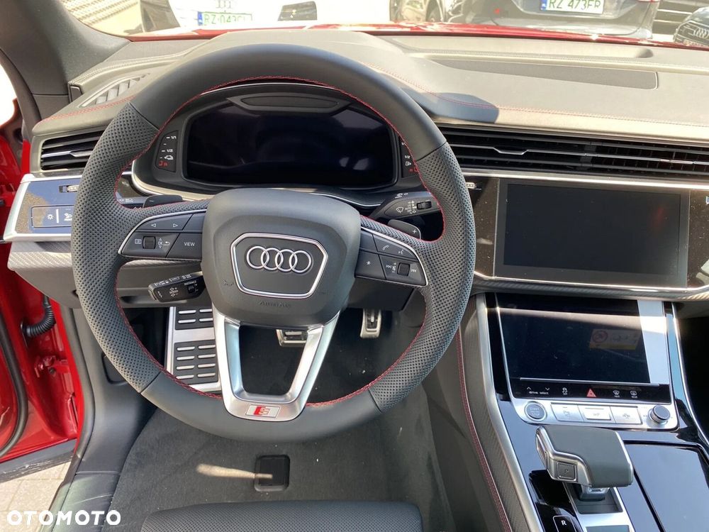 Audi Q8 - 18