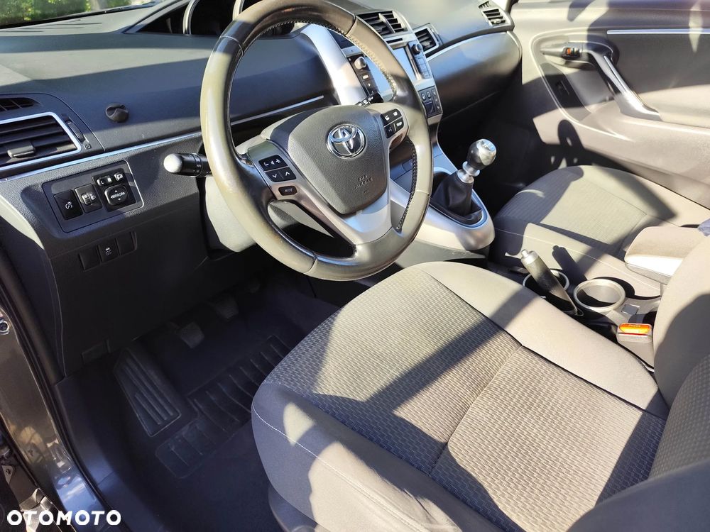 Toyota Verso 1.6 D-4D 7-Sitzer Start/Stop Skyview Edition - 21