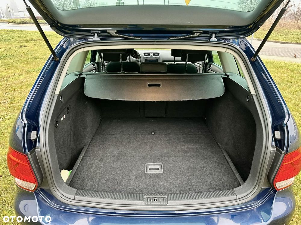 Volkswagen Golf 1.6 TDI Comfortline DSG - 18