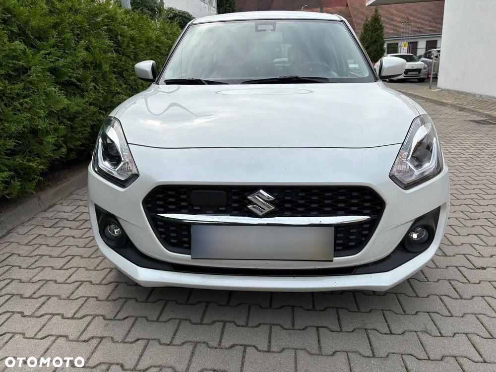Suzuki Swift 1.2 Dualjet SHVS Premium Plus CVT - 3