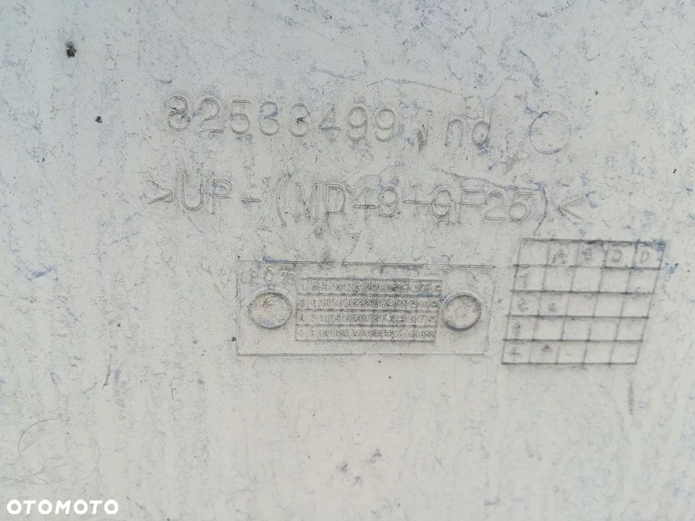 RENAULT TRUCK RANGE GAMA D WIDE SZEROKI MASKA POKRYWA SILNIKA ORYGINAŁ - 5