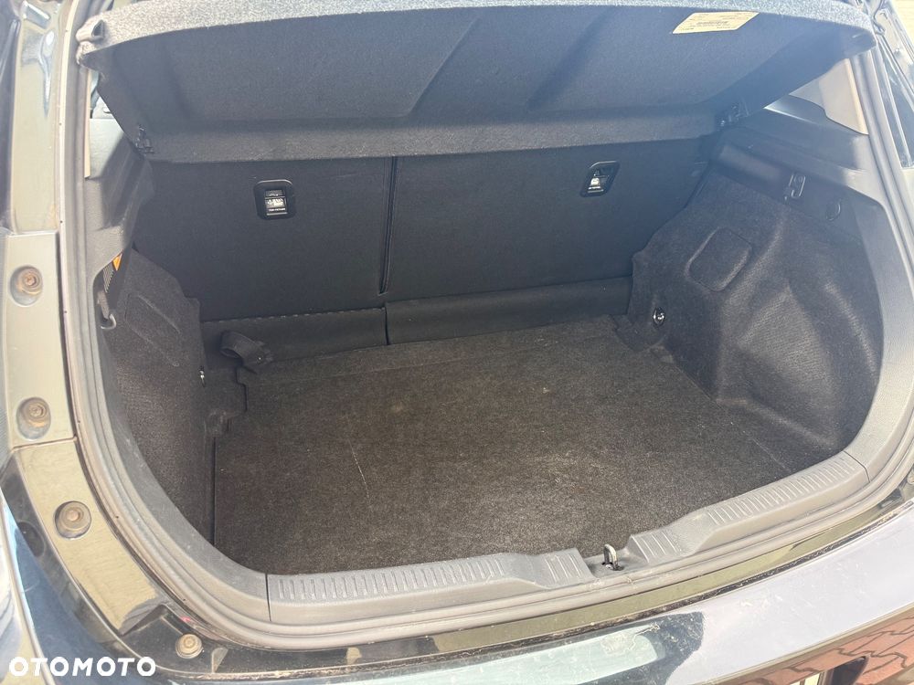 Toyota Auris - 14