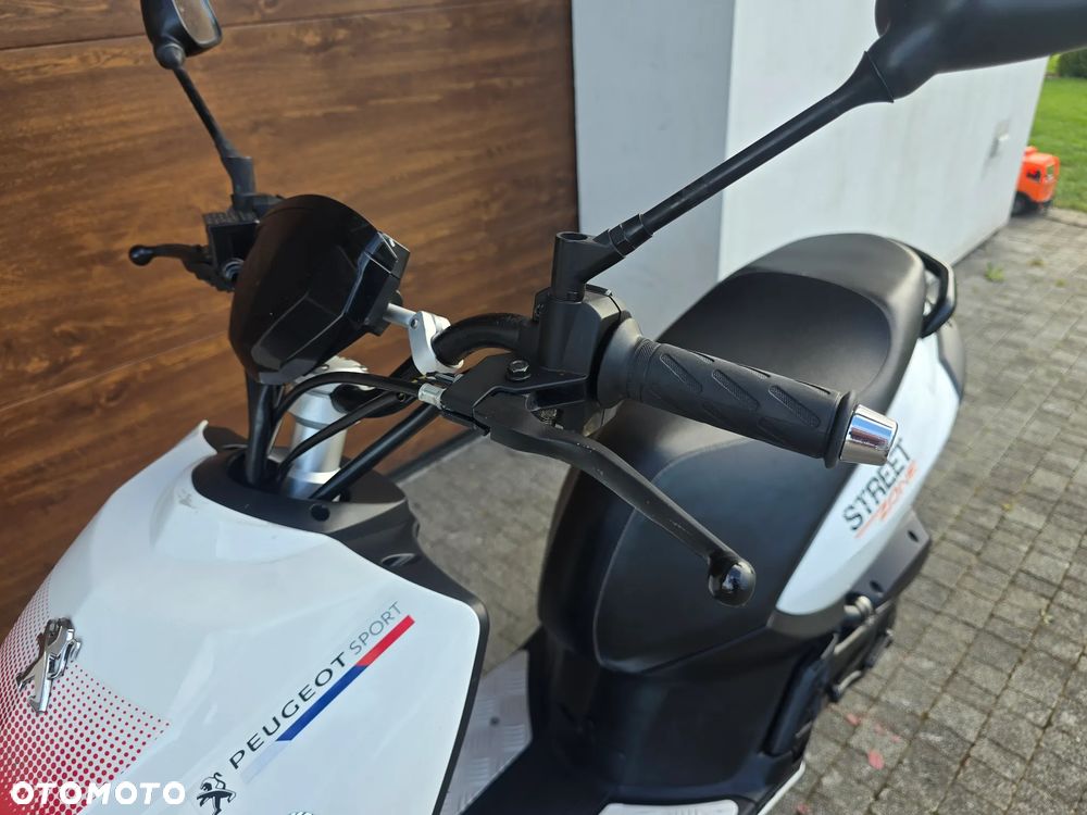 Peugeot Kisbee - 20