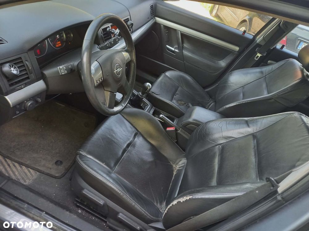 części OPEL VECTRA C 2002r. 2.2 diesel hatchback FOTELE KANAPA - 1