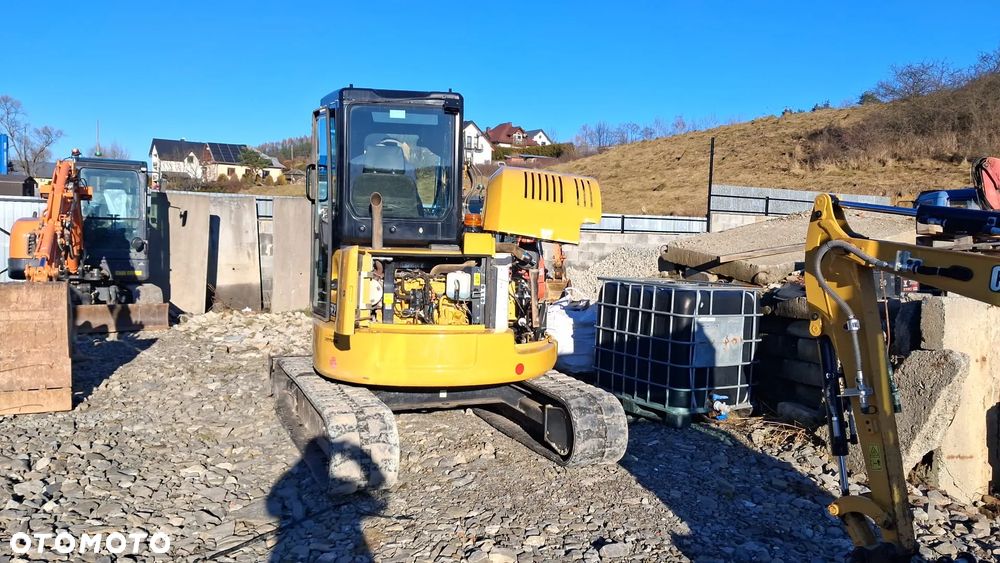 Caterpillar 301,6 - 12