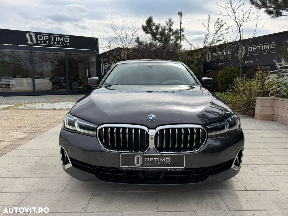 BMW Seria 5 530d xDrive AT MHEV - 2