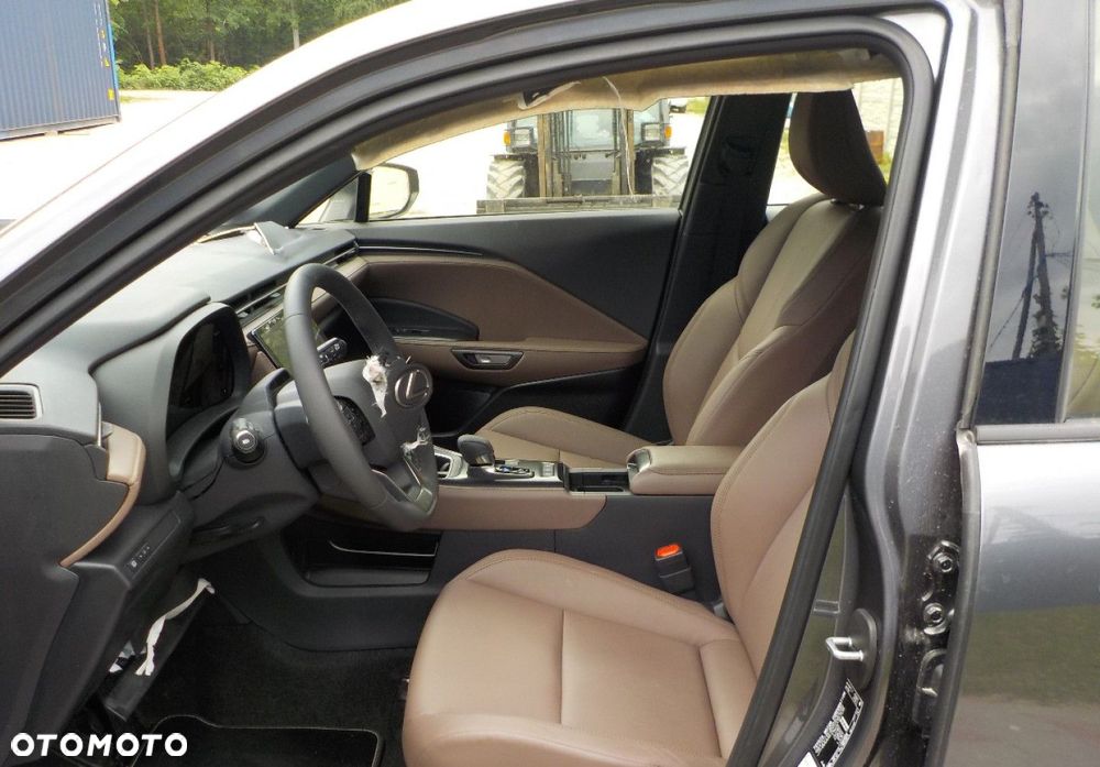 Lexus LBX - 20