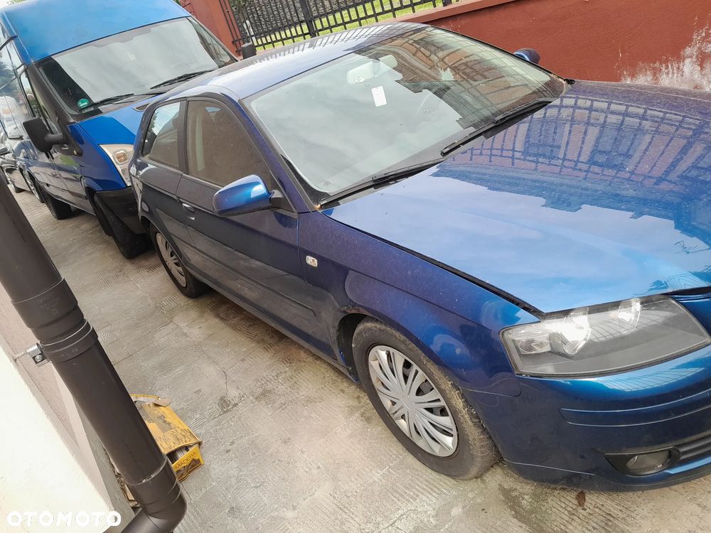 Audi A3 3-drzwiowe 2.0 TDI Ambiente - 4
