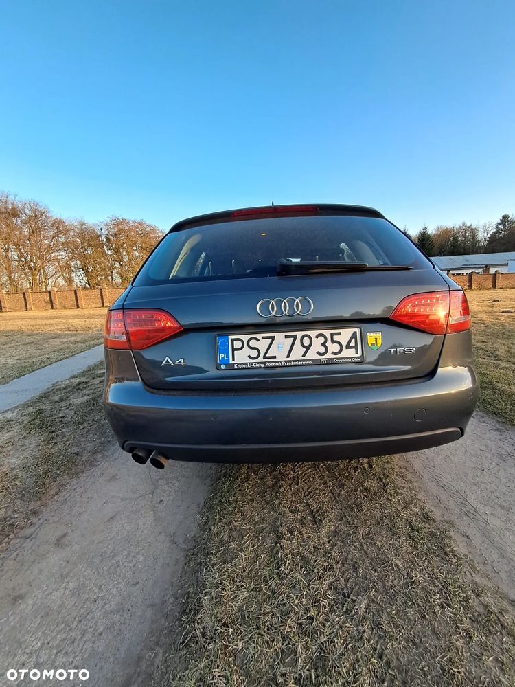 Audi A4 Avant - 6