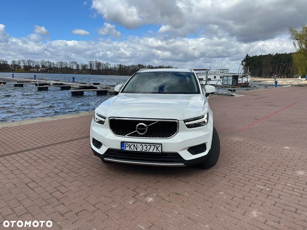 Volvo XC 40 T3 Momentum - 4