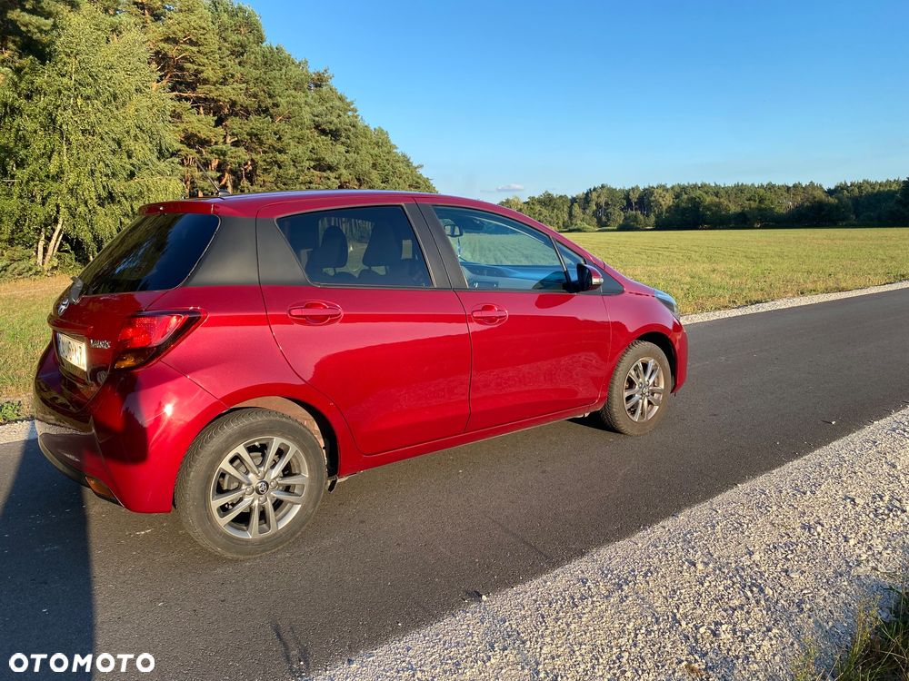 Toyota Yaris 1.33 Premium - 12