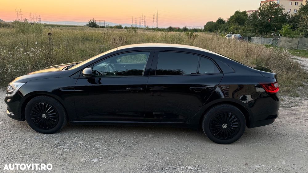 Renault Megane TCe Business - 4