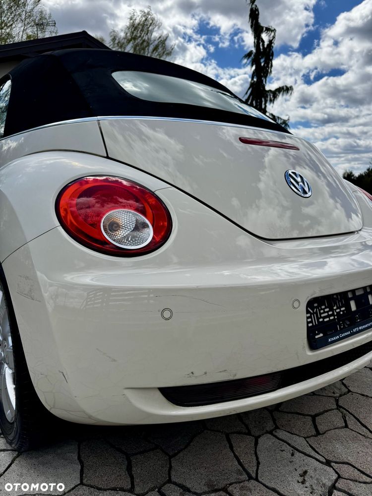 Volkswagen New Beetle 1.8 - 15