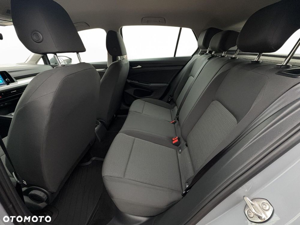 Volkswagen Golf 1.0 TSI Life - 27