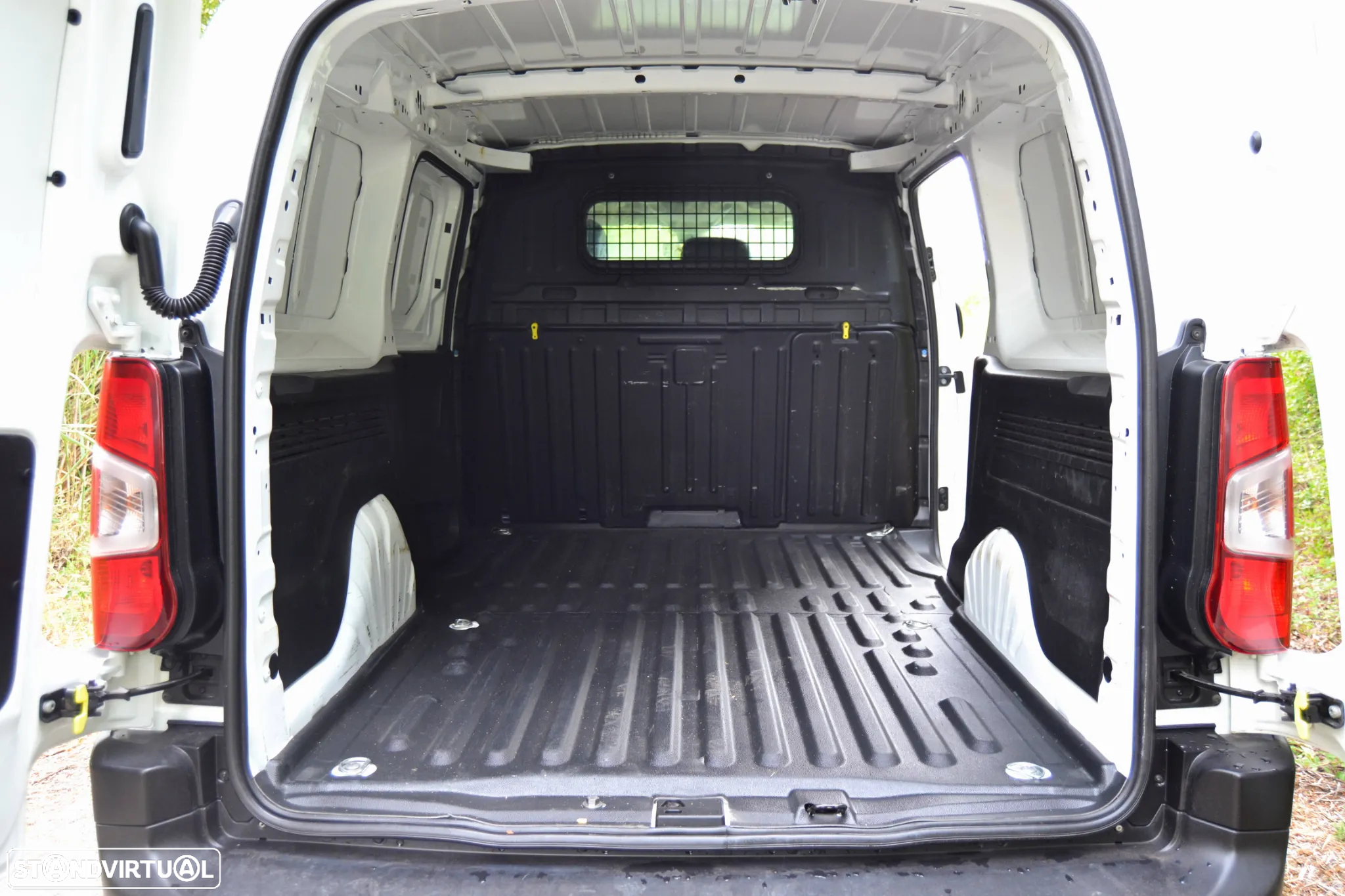 Opel Combo cargo CDTI L2H1 ENJOY - IVA DEDUTÍVEL - 15